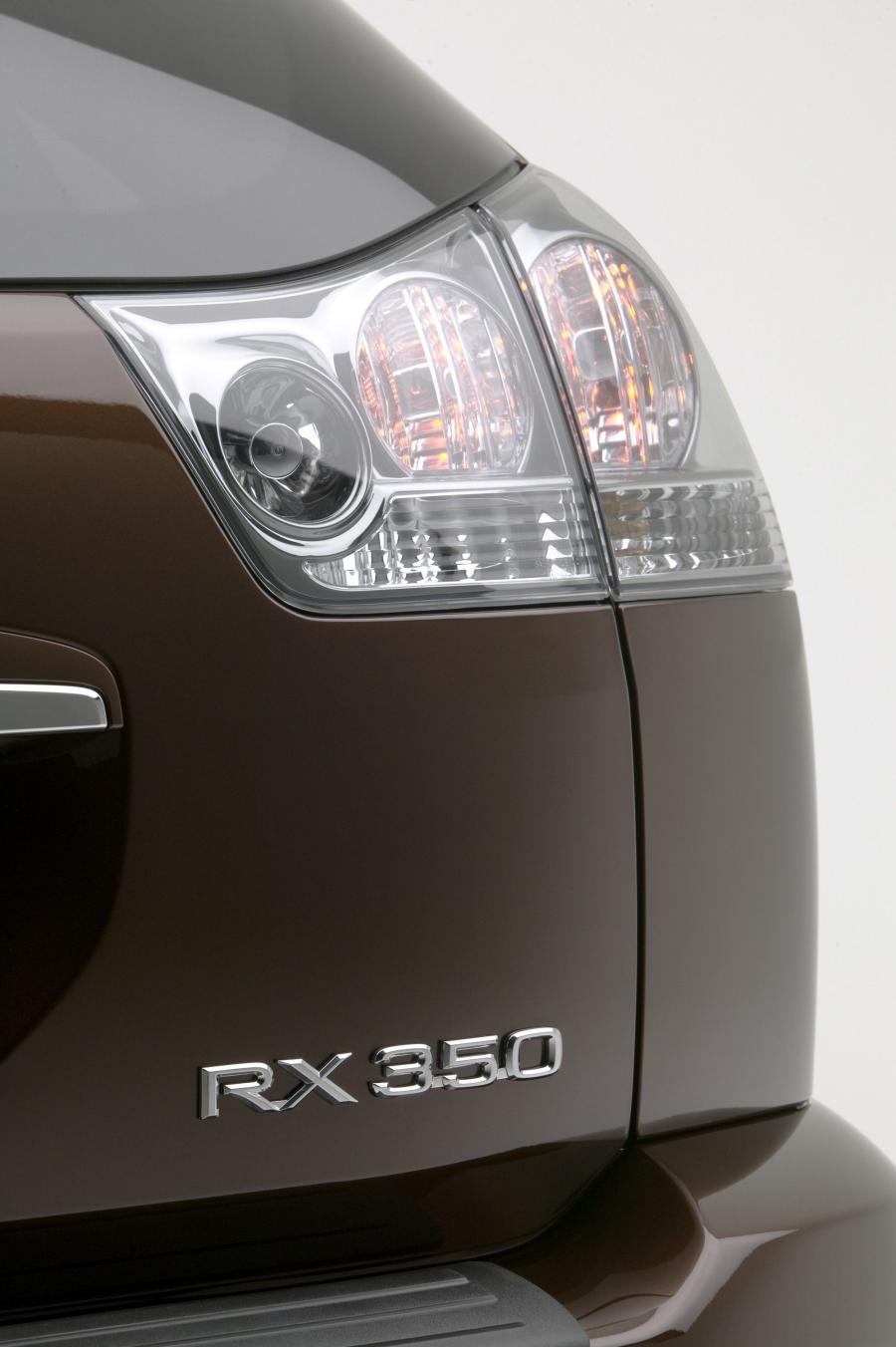  Lexus RX350 2006 года  (фото 37 из 101)